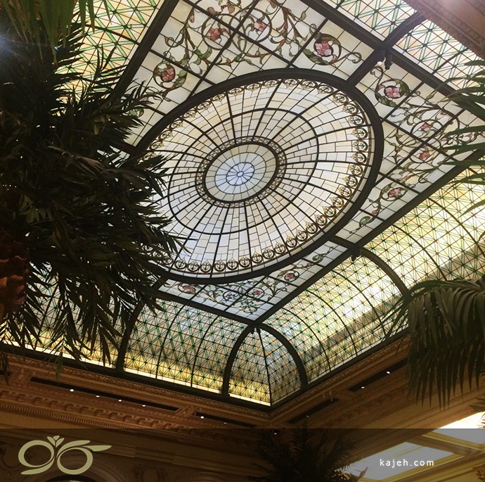  سقف نورگیر استین‌ گلاس در هتل پلازا